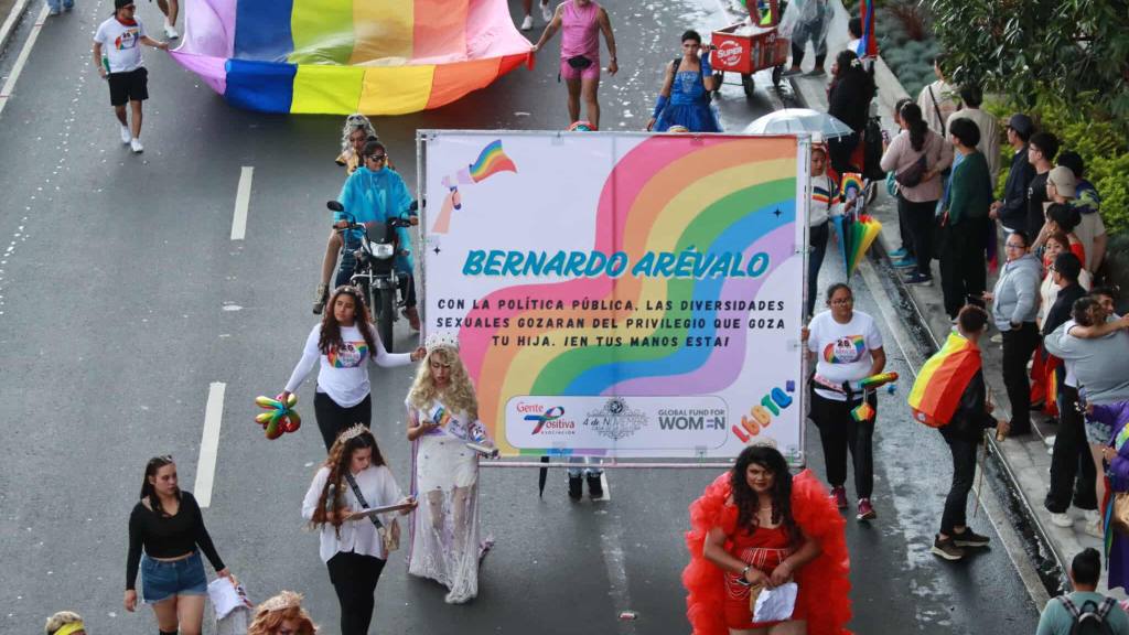 Celebran 25 años del Orgullo | Álex Meoño