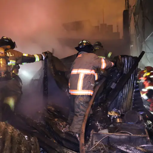 Una persona murió en medio del incendio. ,Bomberos Voluntarios