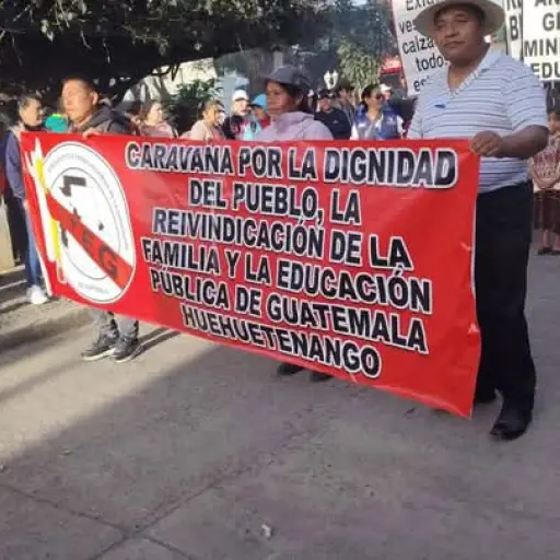La caminata de maestros salió desde Huehuetenango y se dirige a la capital. ,Guillermo Alvarez, Emisoras Unidas Departamentales