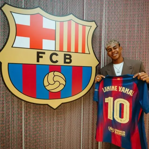Lamine Yamal es el nuevo 10 del FC Barcelona - FC Barcelona