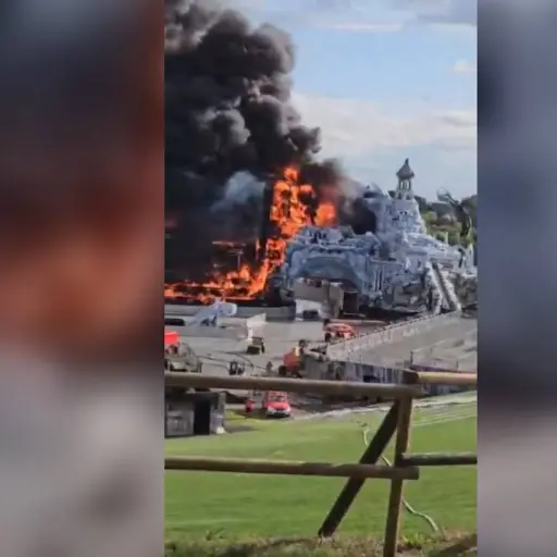 Tomorrowland  ,Captura de pantalla