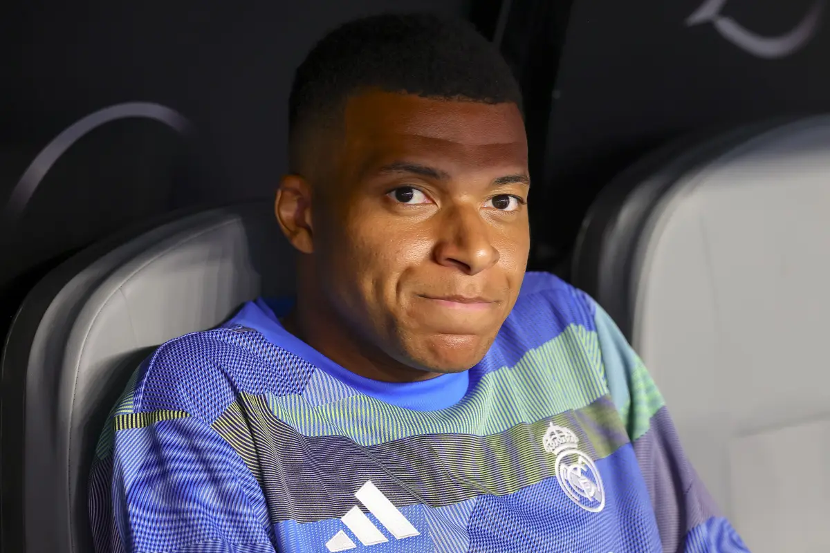 Francia investiga las donaciones de Mbappé a cinco policías franceses