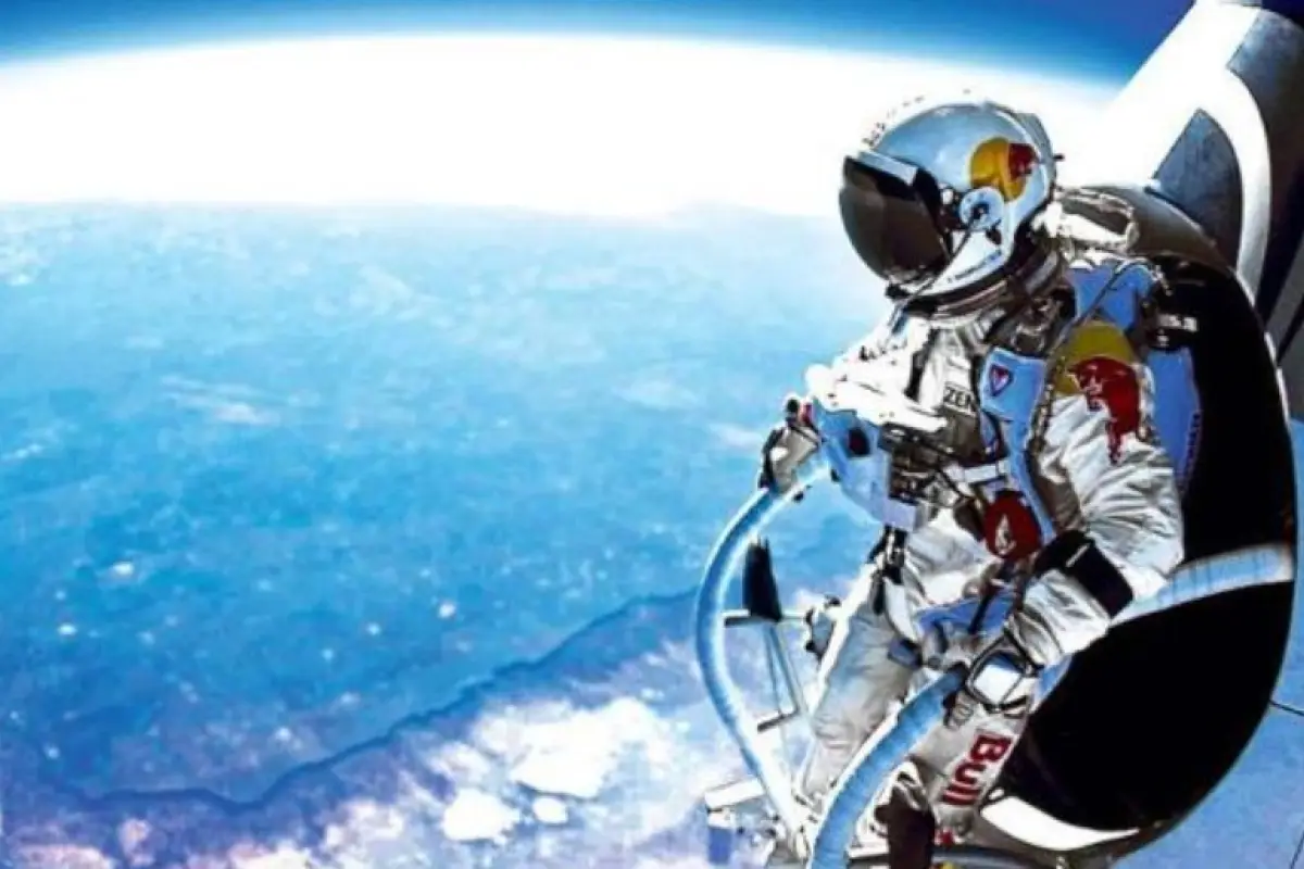 Felix Baumgartner durante su hazaña del 2012 