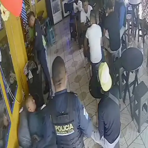 Ataque armado contra la PNC. ,Captura de pantalla video X.