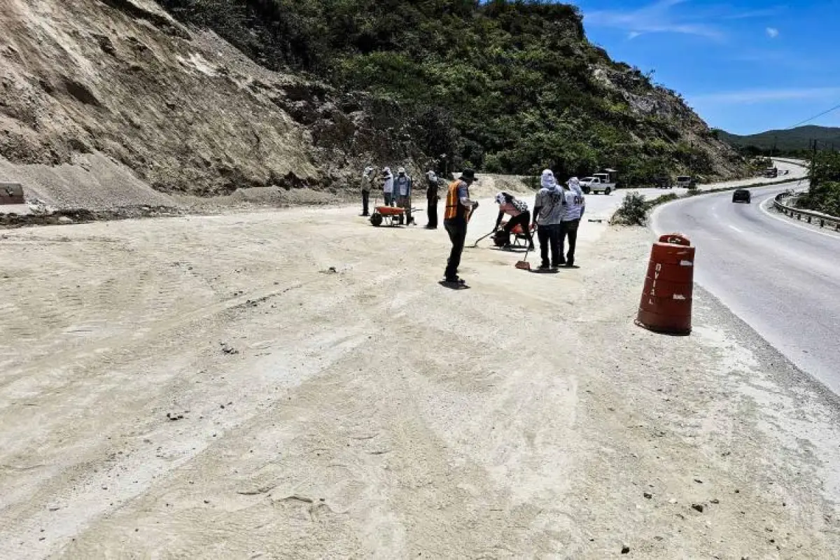 Durante dos semanas se llevaron a cabo las labores en el km. 61 de ruta al Atlántico debido a un derrumbe., CIV