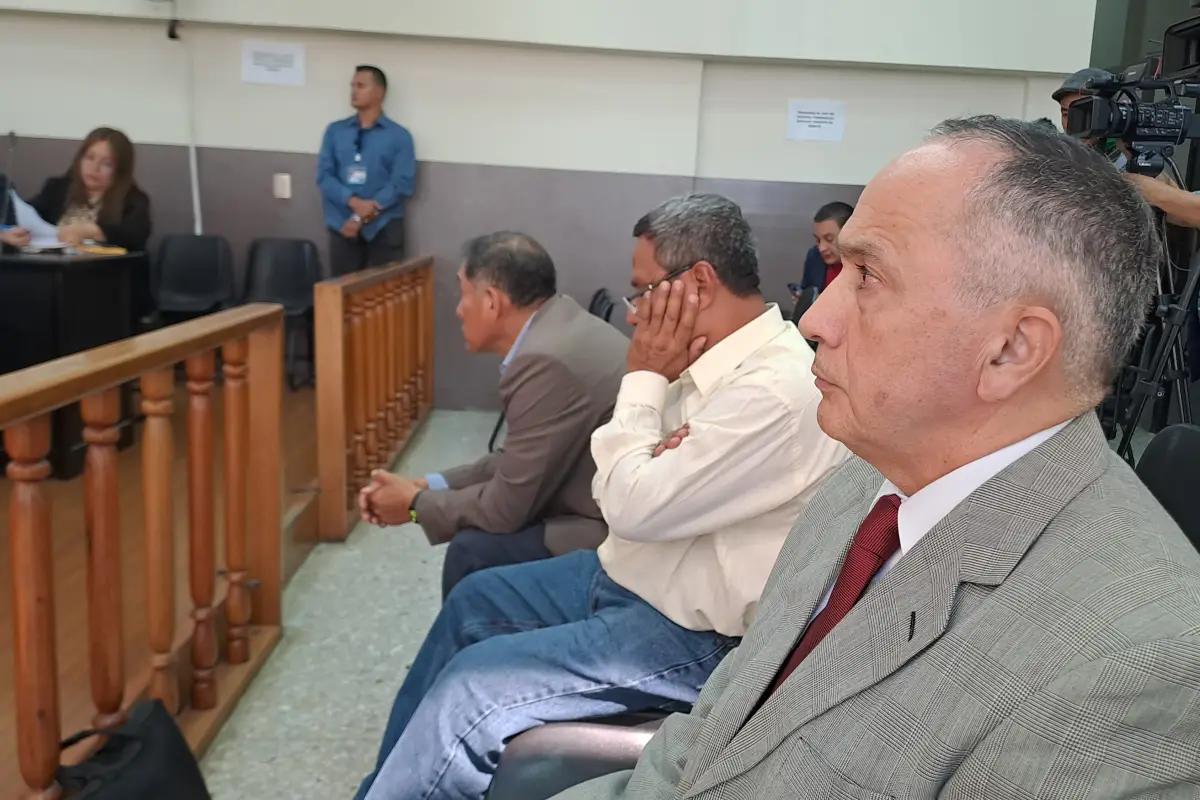 Los procesados dentro del caso Industria Militar en la audiencia de inicio de juicio en su contra, en julio de 2025., Omar Solís/Emisoras Unidas