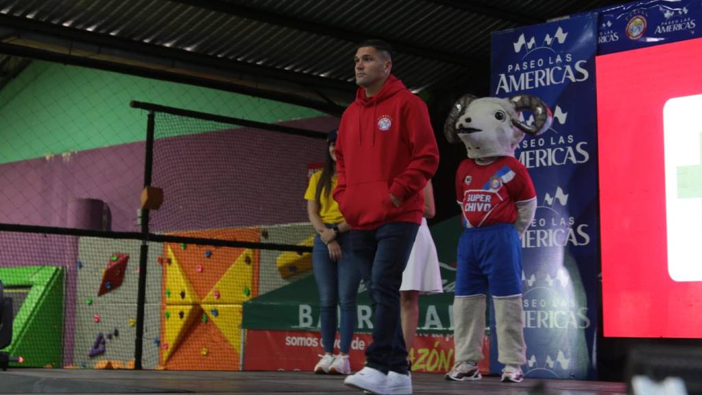 Presentación oficial del uniforme de Xelajú 2025-2026 | Wilber Colloy 