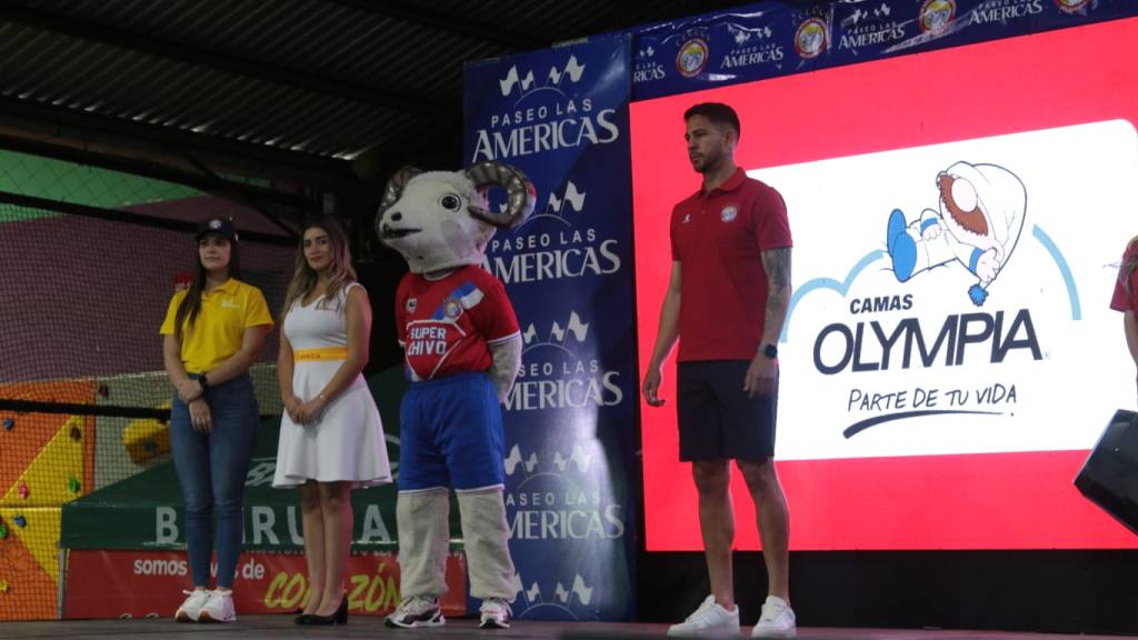 Presentación oficial del uniforme de Xelajú 2025-2026 | Wilber Colloy 