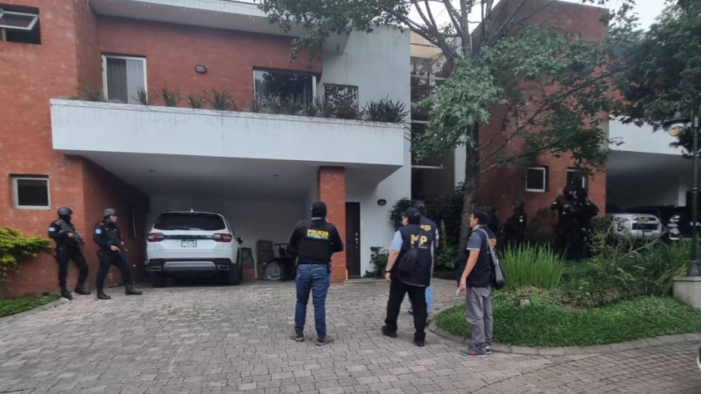 PNC realiza operativos contra el comercio de drogas. | PNC y MP.
