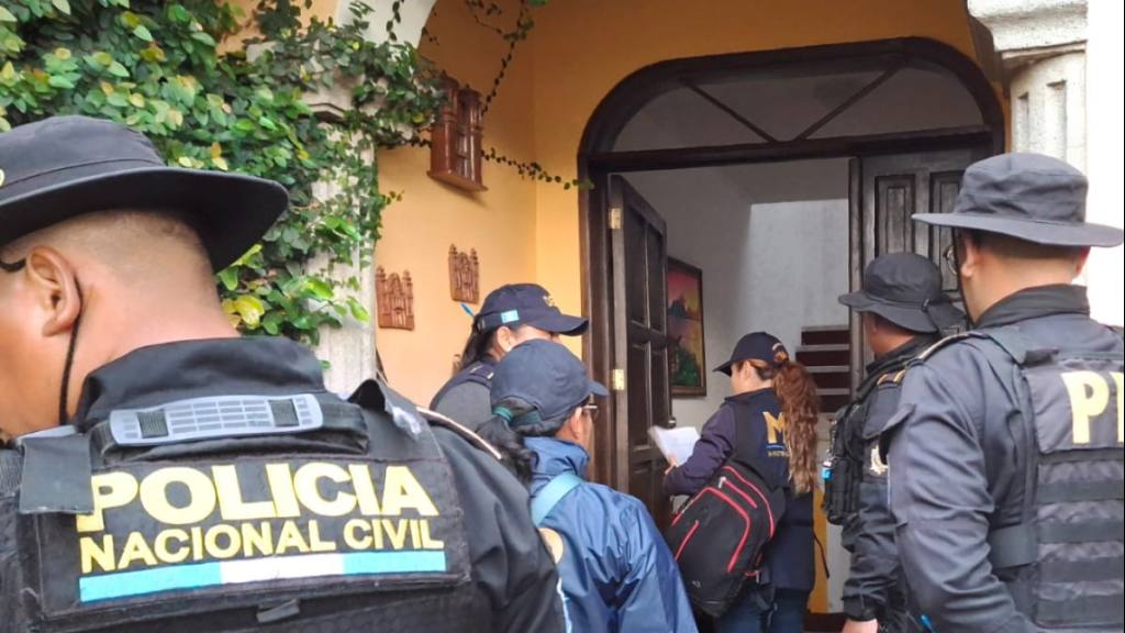 PNC realiza operativos contra el comercio de drogas. | PNC y MP.