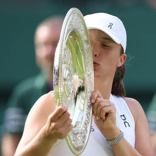 Iga Swiatek conquista Wimbledon 2025 - EFE