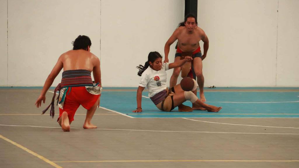 Jóvenes celebran la cultura con un torneo de pelota maya | Álex Meoño