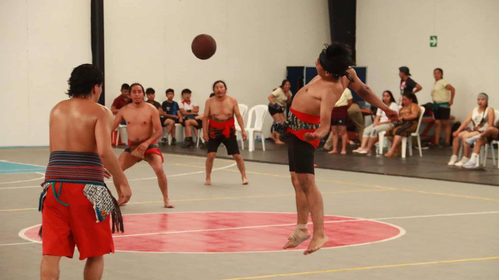 Jóvenes celebran la cultura con un torneo de pelota maya | Álex Meoño
