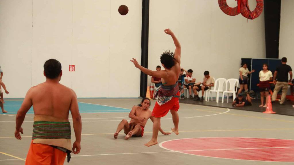 Jóvenes celebran la cultura con un torneo de pelota maya | Álex Meoño