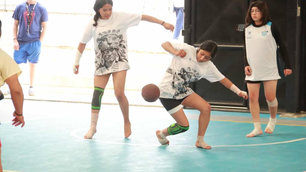 Jóvenes celebran la cultura con un torneo de pelota maya | Álex Meoño