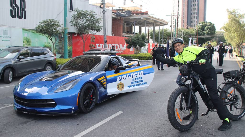 PNC conmemora su 28 aniversario con desfile en la capital | PNC