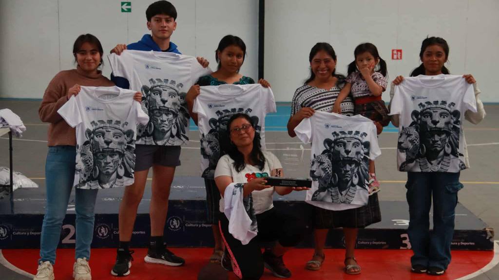 Promueven el juego de pelota maya con un nuevo campeón | Álex Meoño