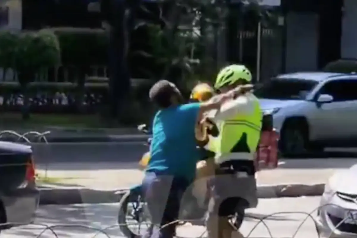 Altrcado en la Avenida Reforma , Captura de pantalla video X.
