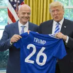 Donald Trump junto al presidente de la FIFA, Gianni Infantino 