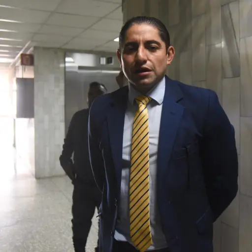 El exfiscal Stuardo Campo antes de ingresar a la sala de audiencias. ,Omar Solís/Emisoras Unidas