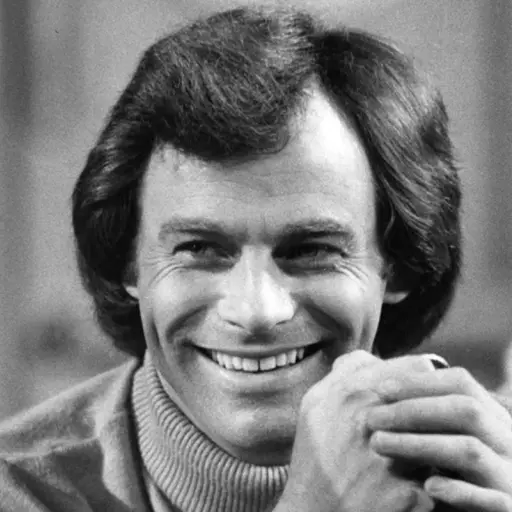 Tristan Rogers ,Redes sociales