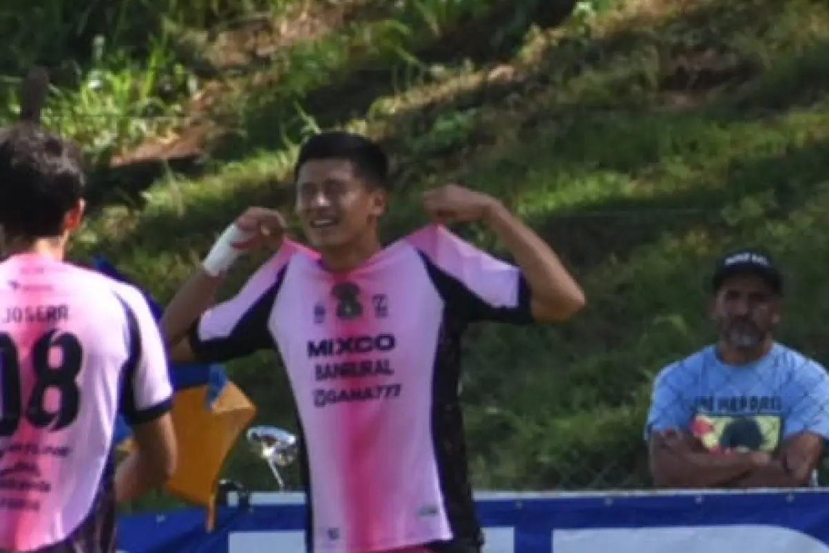 Yonathan Pozuelos anota el primer gol del Apertura 2025 - Carlos Cu Col
