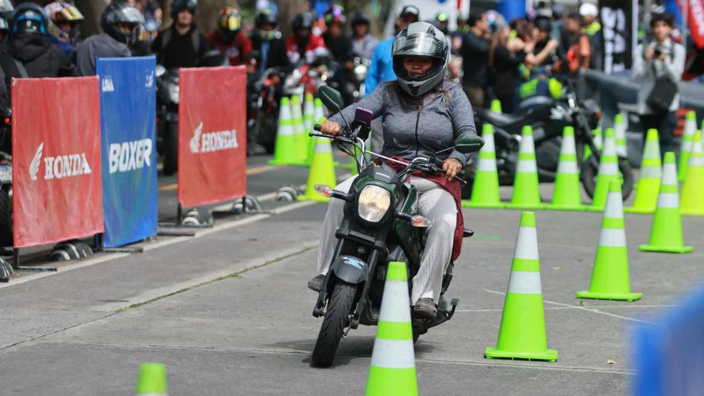 Taller Vidas en Ruta congrega a miles de motoristas | Álex Meoño
