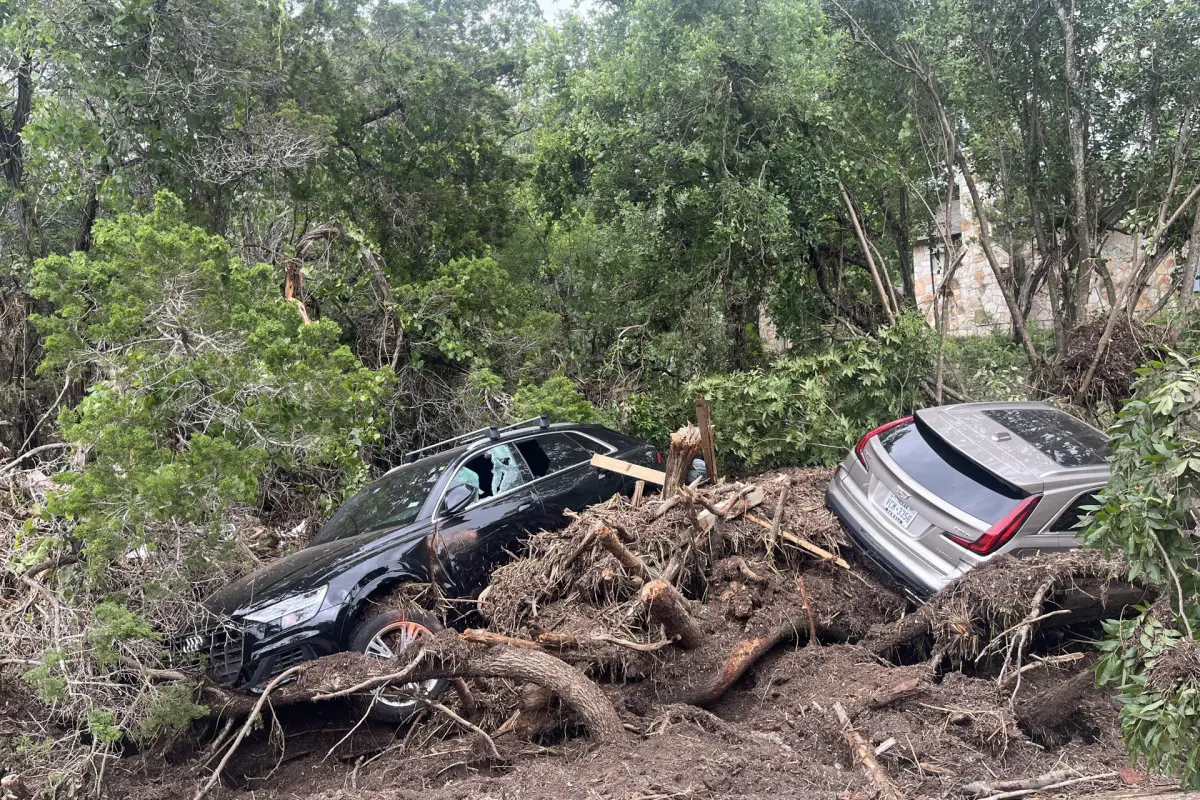 Vista general este domingo, 6 de julio, de los estragos ocasionados por las inundaciones en el área rural de Kerrville (Texas, EE, UU