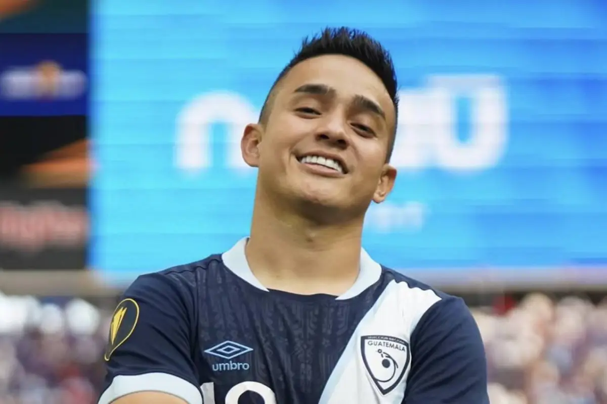 Oscar Santis, Oscar Santis