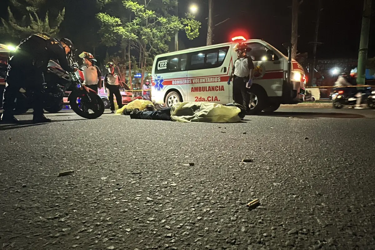 Bomberos Voluntarios cubrieron la emergencia., Foto CVB