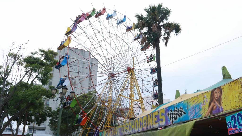 Las risas y la diversión engalanan la Feria del Cerrito | Álex Meoño