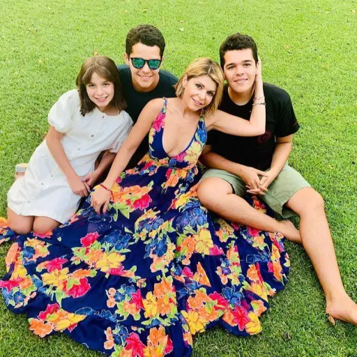 Itatí Cantoral ,Instagram