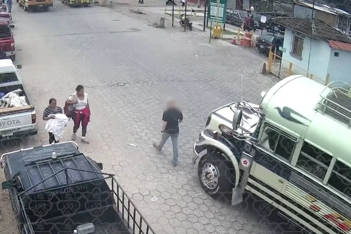Accidente en Antigua Guatemala., Captura de pantalla video X.
