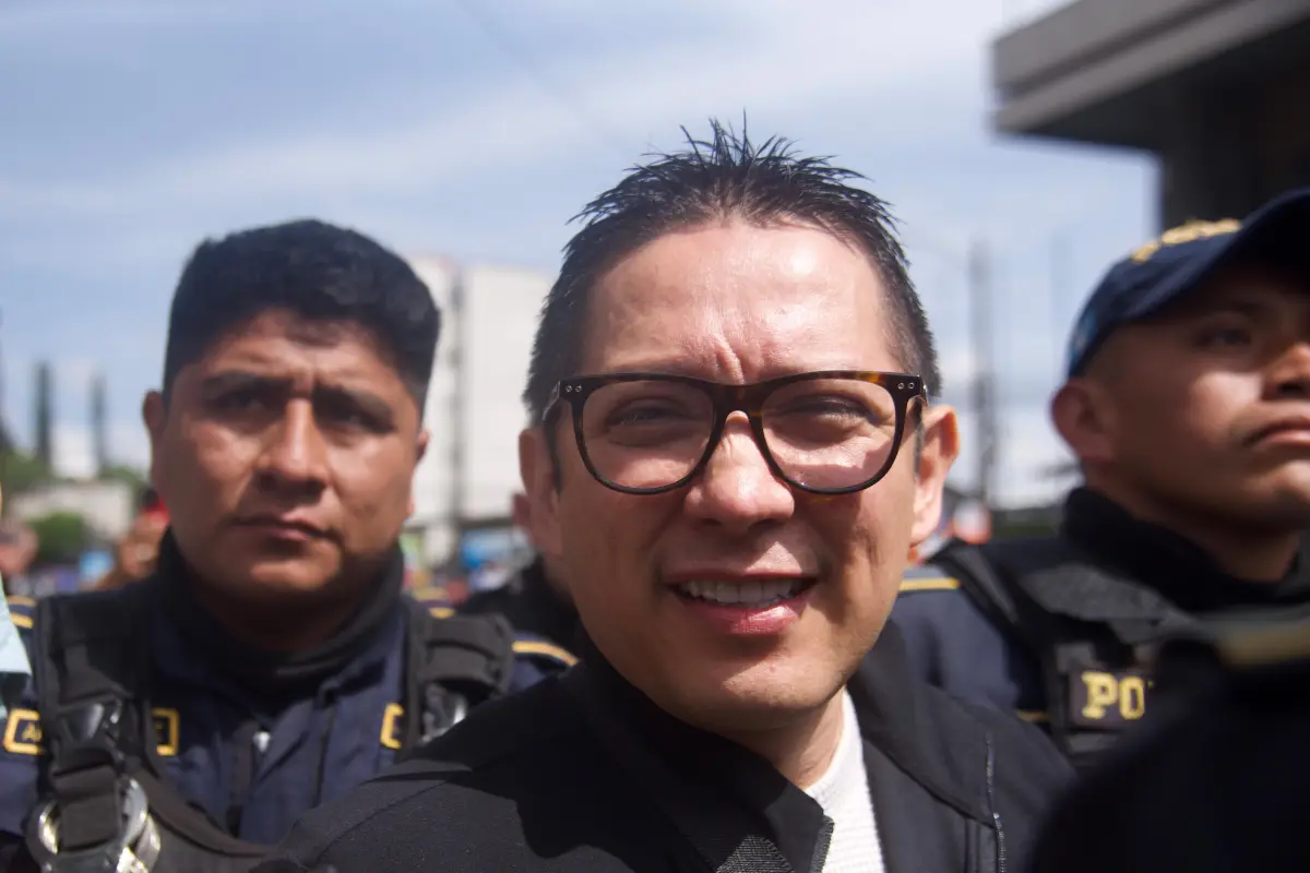 Melvin Quijivix, expresidente del INDE, a su llegada a la Torre de Tribunales., Omar Solís/Emisoras Unidas