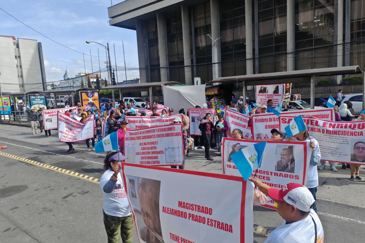 La manifestación frente a tribunales se inició desde horas de la mañana., Ángel Oliva/EU