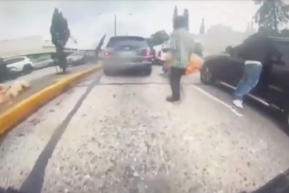 Asalto en zona 1., Captura de pantalla video X.