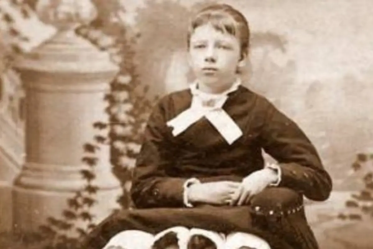Myrtle Corbin, Redes sociales