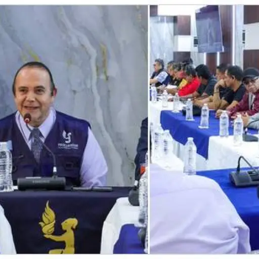 El acercamiento entre dirigentes del magisterio y el procurador Alejandro Córdova se llevó a cabo en la sede de la PDH. ,PDH