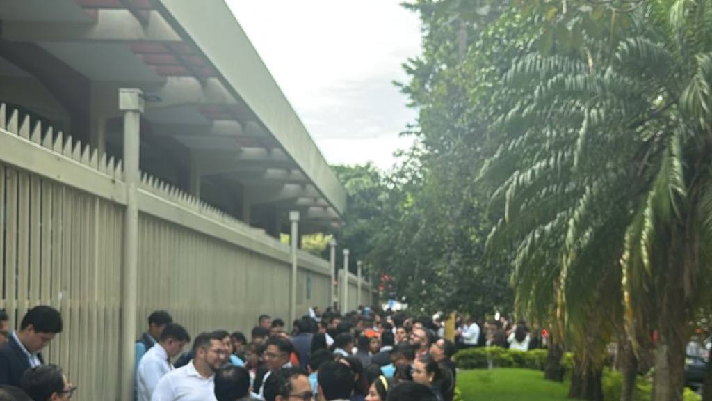 20a28304-c736-4ea9-950a-e067aec9fc95 | 