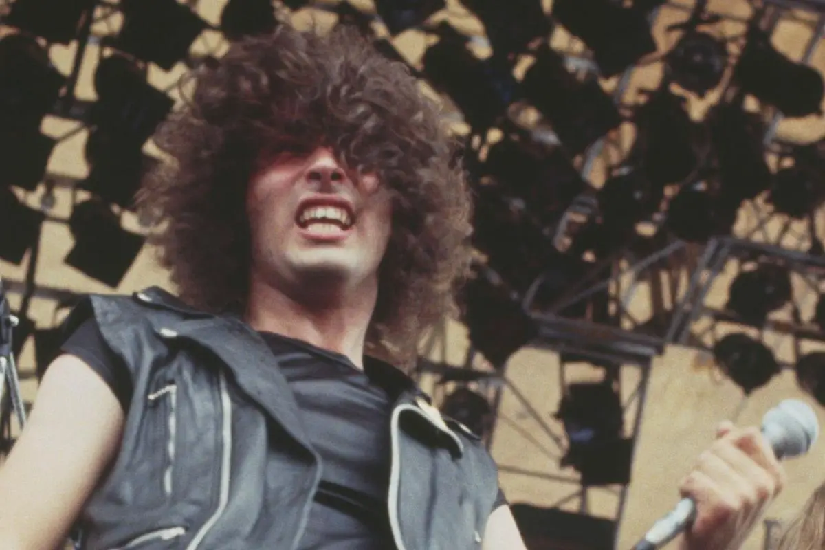 Paul Mario Day, Redes sociales