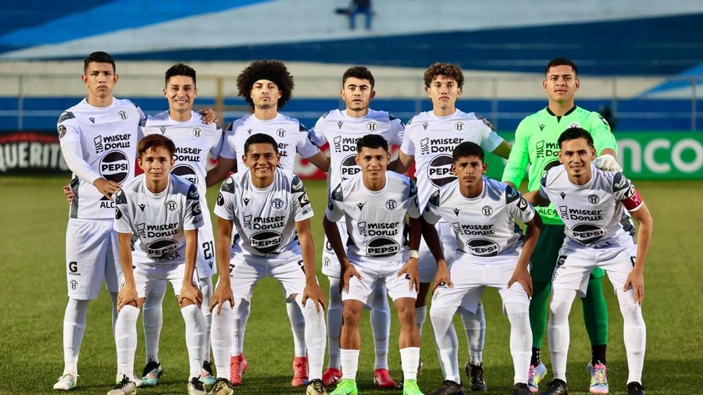 Partido entre Hércules y Xelajú MC por la primera jornada de la Copa Centroamericana 2025 | INDES