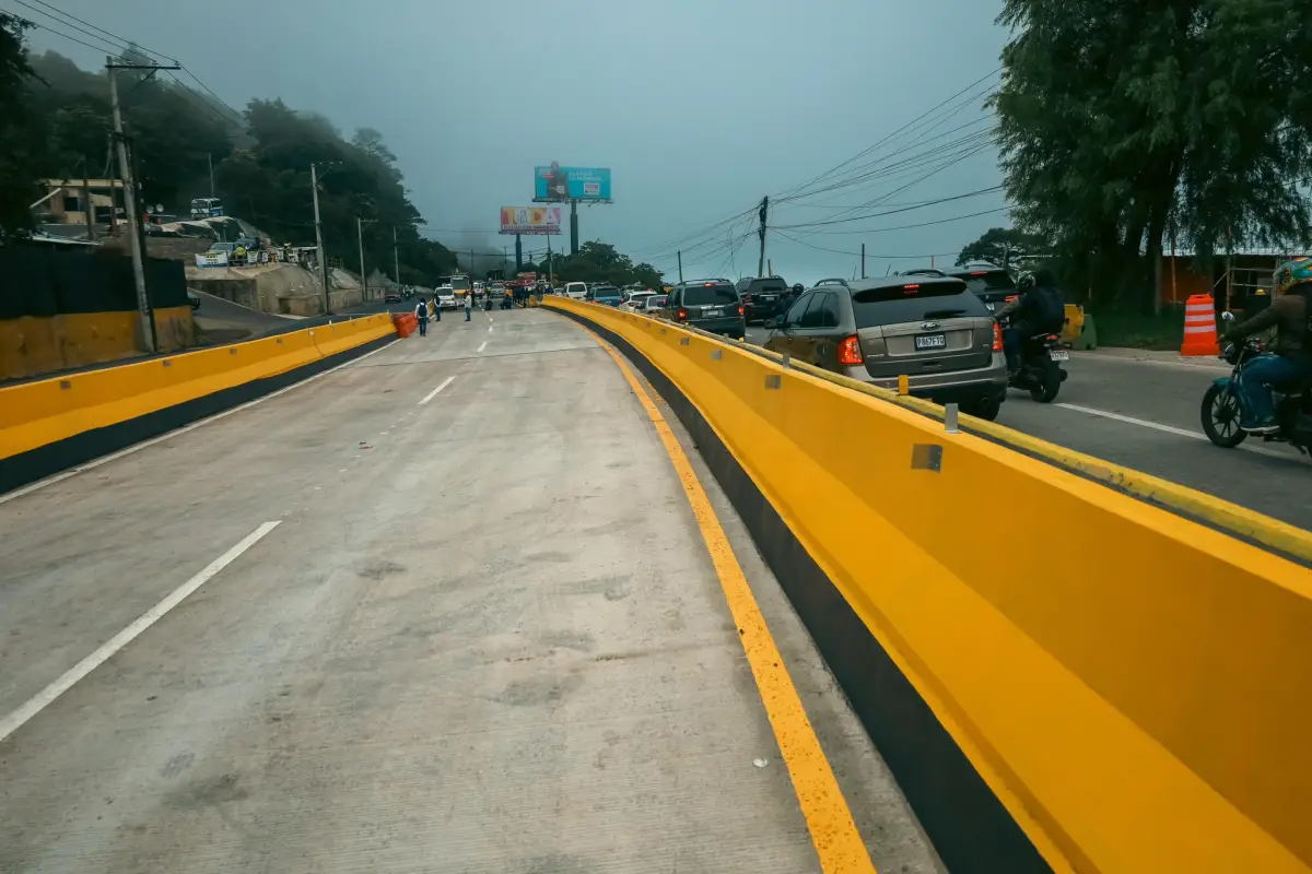 Fue habilitado el paso por el segundo puente del km. 11.5 de ruta a El Salvador., Ministerio de Comunicaciones