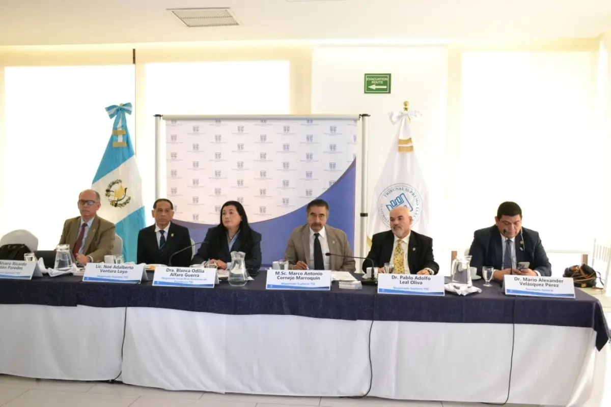 Reunión magistrados del TSE., Foto Karla Marroquín