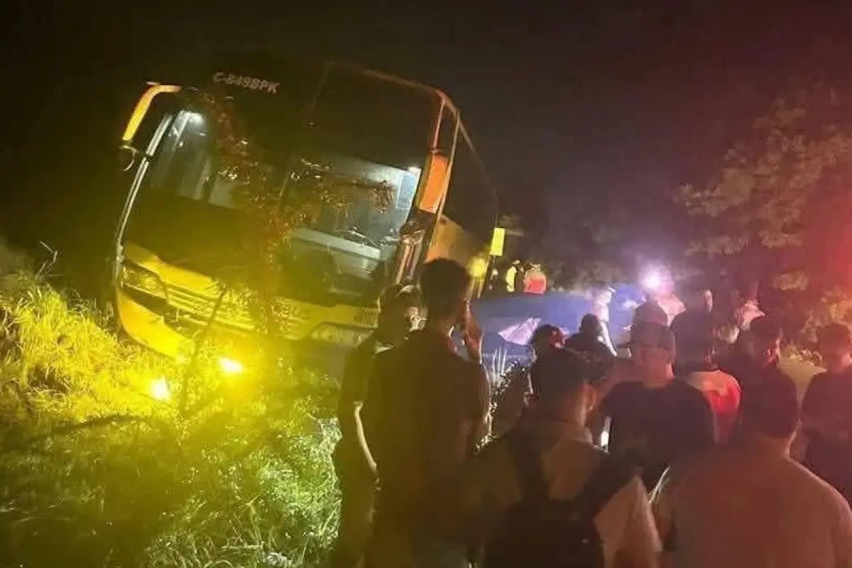 Bus de Malacateco sufre accidente tras partido ante Mictlán - RR.SS.