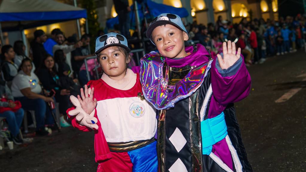 El convite infantil de Santo Domingo alegró el Parque de Mixco. | Cortesía