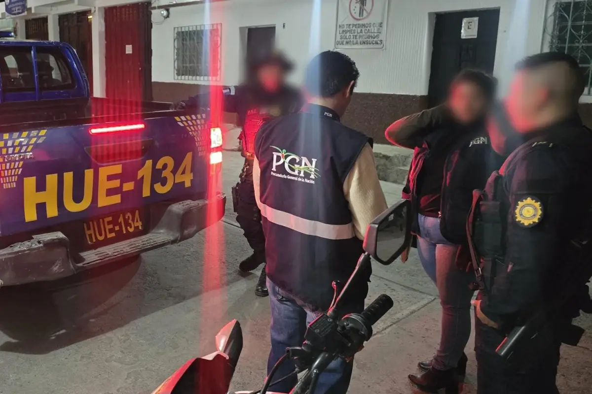 PGN resguarda a menor implicada en asesinato de maestro, X