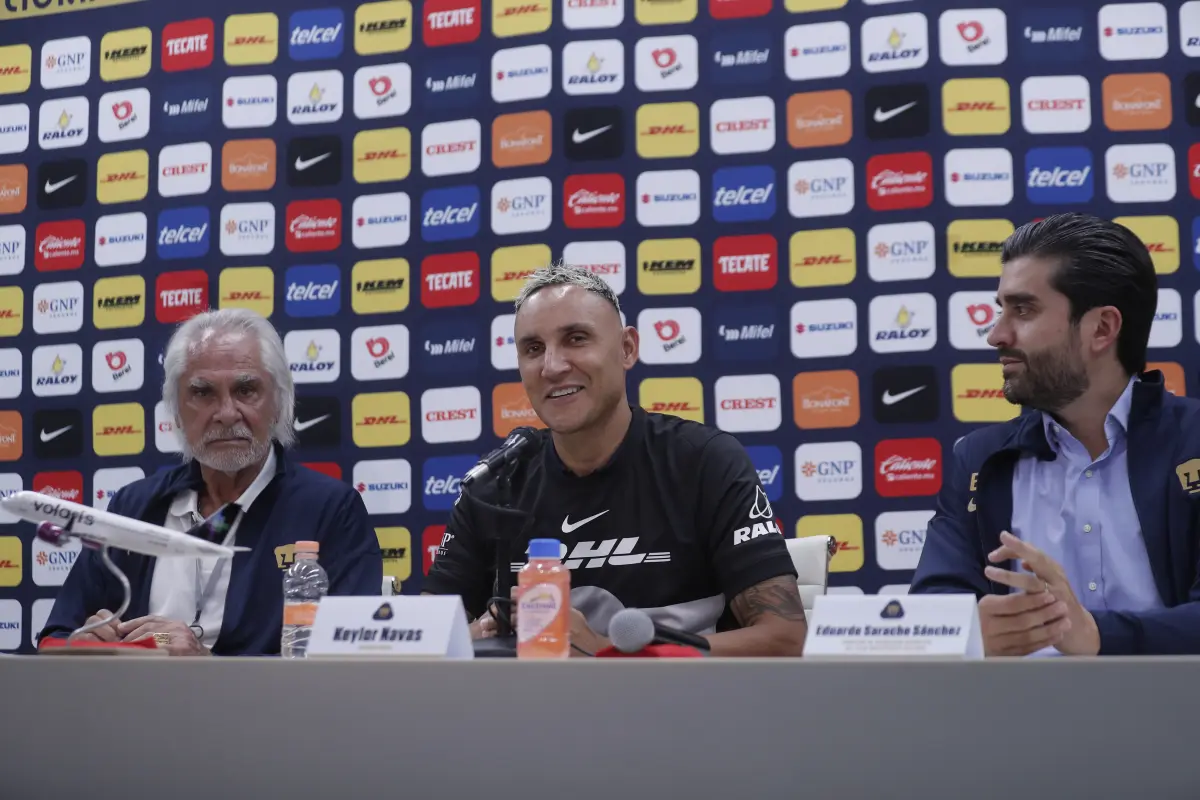 Keylor Navas ofreció su primera conferencia de prensa como nuevo jugador de Pumas