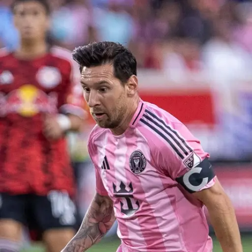 Lionel Messi y Jordi Alba fueron sancionados por ausencia en All-Star 