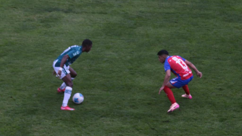 Apertura 2025: Xelajú ante Antigua | Wilber Colloy