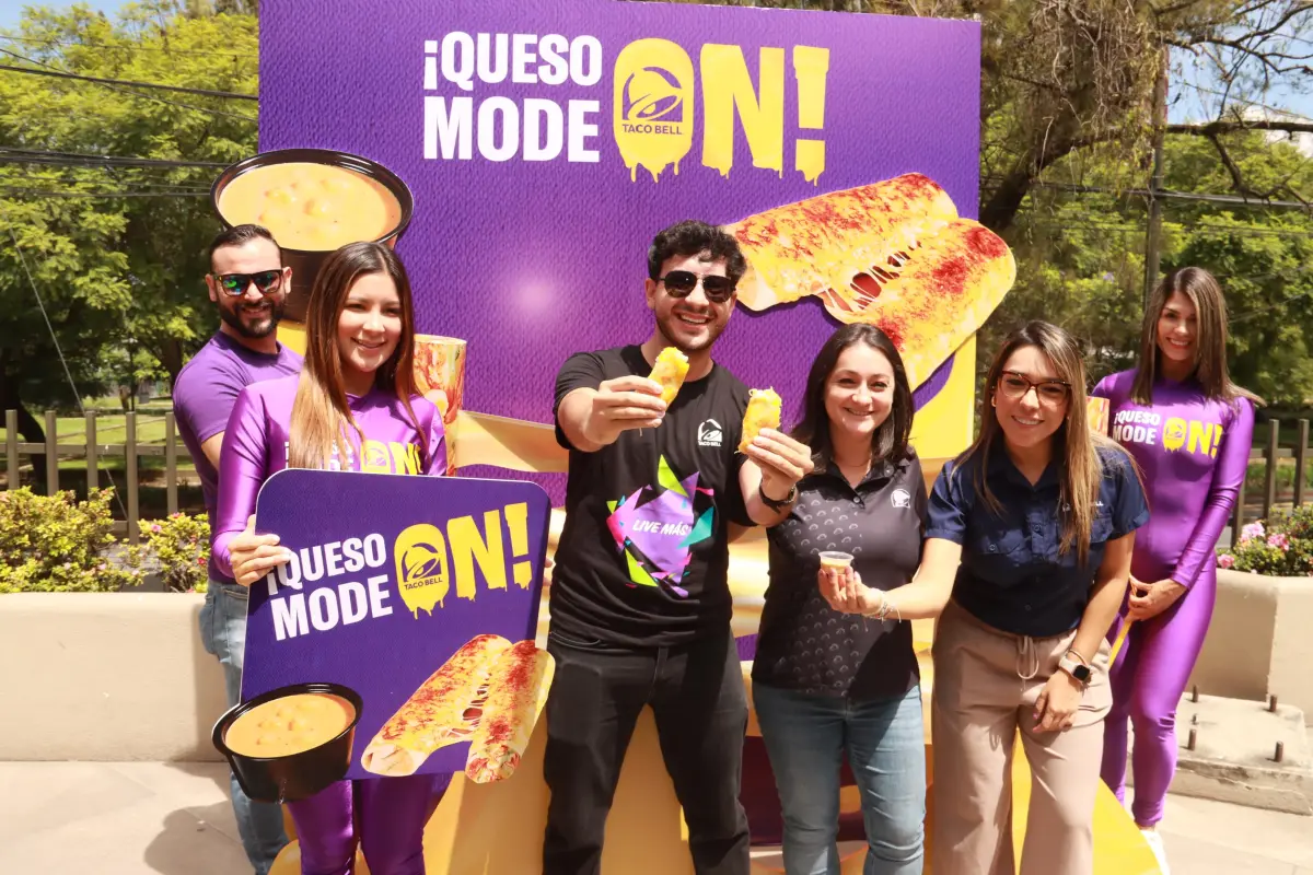 Taco Bell lanza Quesaditos , Alex Meoño 